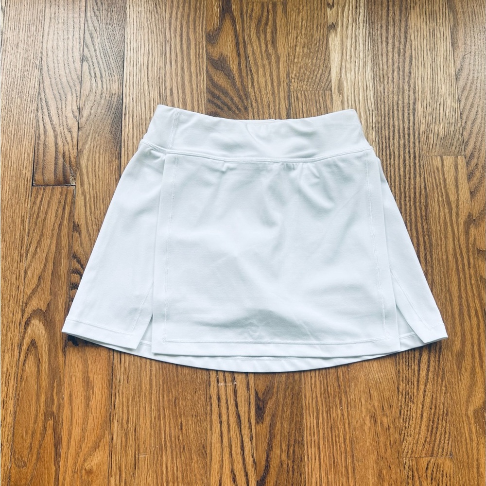 Athleta White Tennis / Golf Skort - Excellent, Like-New Condition